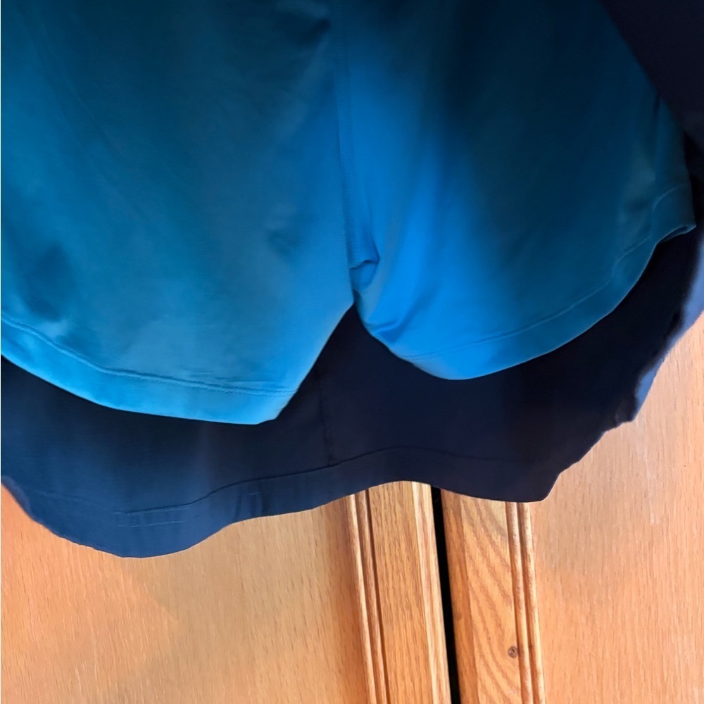 Te Verde Black Skort with Blue Accents size large - Picture 6 of 9